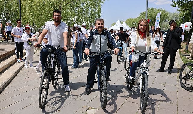 Gölbaşı'nda pedallar sağlıklı yaşam için çevrildi