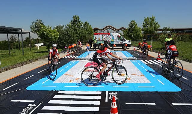Dünya bisiklet günü Ankara’da kutlandı