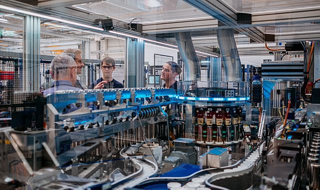 Siemens ve Microsoft endüstriyel yapay zekâyı yeniden şekillendiriyor