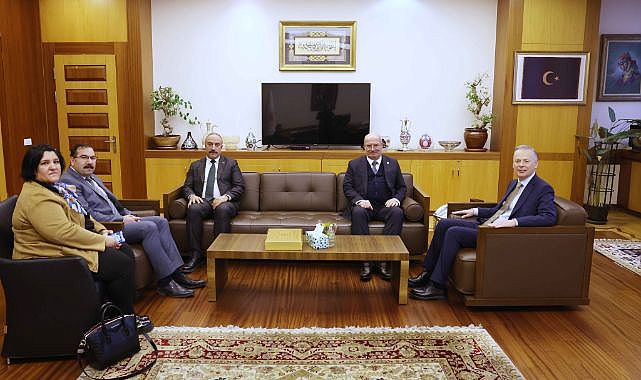 Ankaralı iş insanları ticari vize sorununu bakan yardımcısına iletti