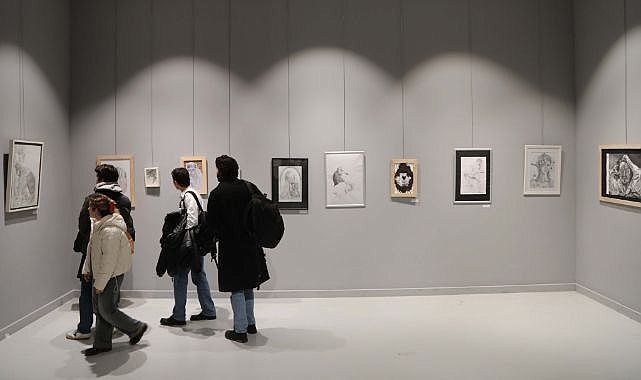 Çankaya'da "genç" sergi: noktadan çizgiye sergisi açıldı
