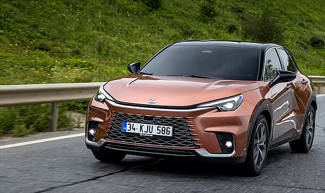 Lexus LBX, 'Yılın Küçük SUV'u' Ödülünü İki Yıldır Kazanıyor