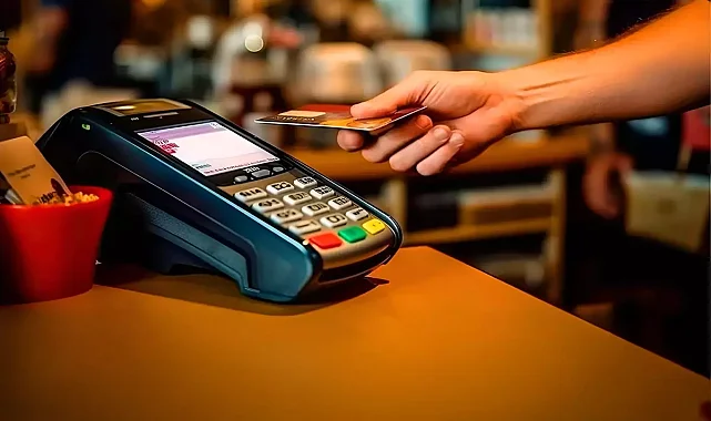 Tüketici kredileri ve kredi kartı borçlarında büyük artış yaşandı