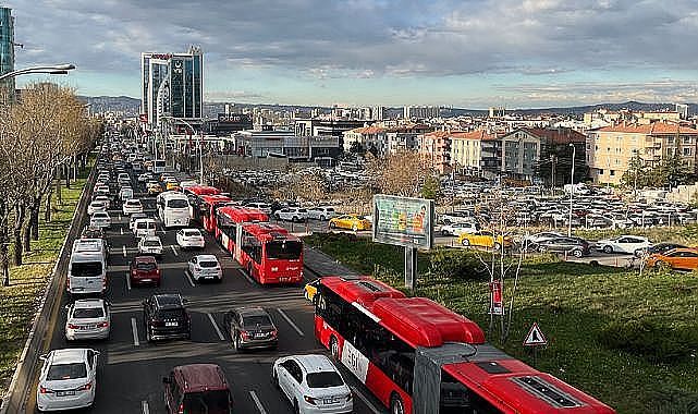 Ankara'da trafiğe kayıtlı araç sayısı 2 Milyon 871 bin oldu