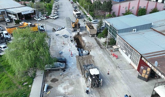 Karacaören Sanayi Sitesi'nin altyapısı yenileniyor