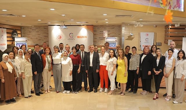 Migros "2025 uluslararası kooperatifler yılı"nı yerel kooperatiflerle kutladı