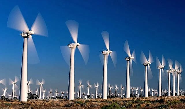 Rüzgar enerjisinde önlisans süresi 48 aydan 15 aya iniyor