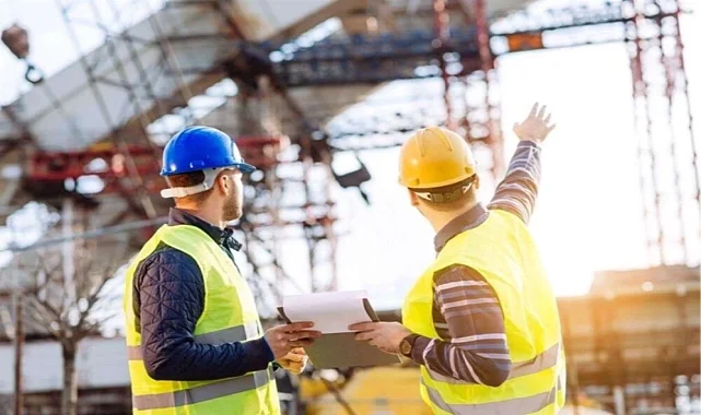 İnşaat düşüşte, perakende ticaret yükselişte