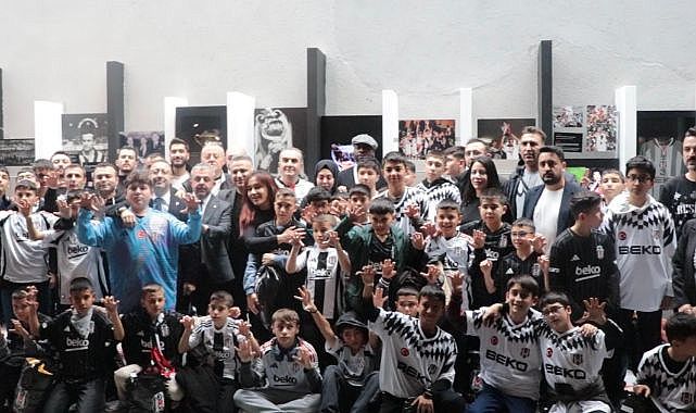 Ankara'dan gelen minik yürekler TÜPRAŞ stadyumu'nda Beşiktaş coşkusunu yaşadı