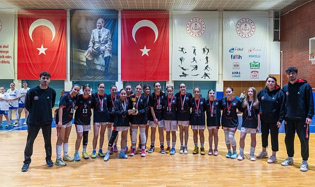 Başkent İz Spor Kulübü U16 Kız Takımı B Ligi’nde Ankara ikincisi oldu
