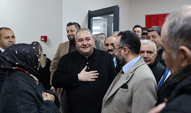 Mazbatayı aldığım gün parti rozetini çıkarttım