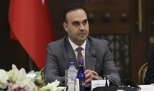 Bakan Kacır açıkladı: Yabancılar uzaktan şirket kurabilecek