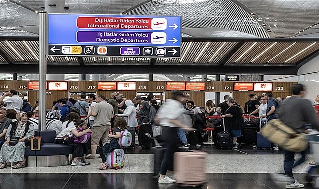 Havalimanlarının yıllık yolcu kapasitesi 26 AB ülkesinin nüfusunu geride bıraktı