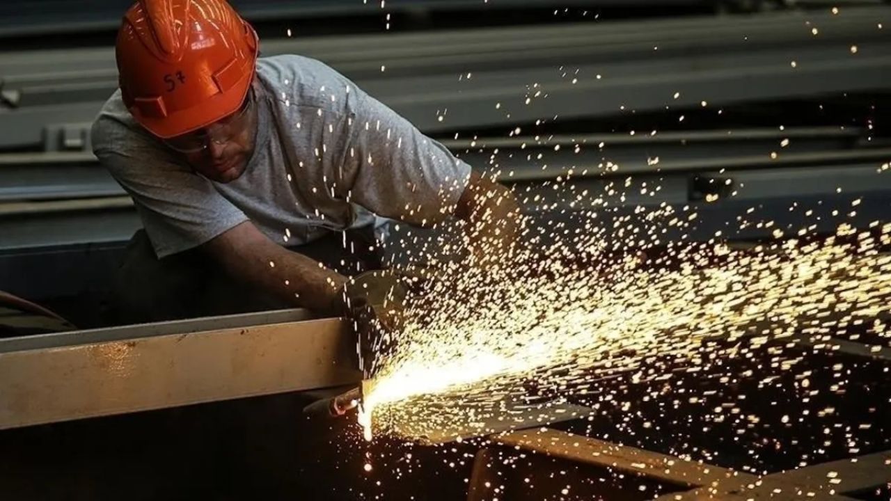 Sanayide çalışan kişi başına üretim endeksi arttı