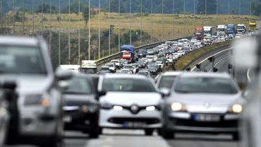 Araç sahiplerini ilgilendiren yeni zam göründü: Herkesi etkileyecek