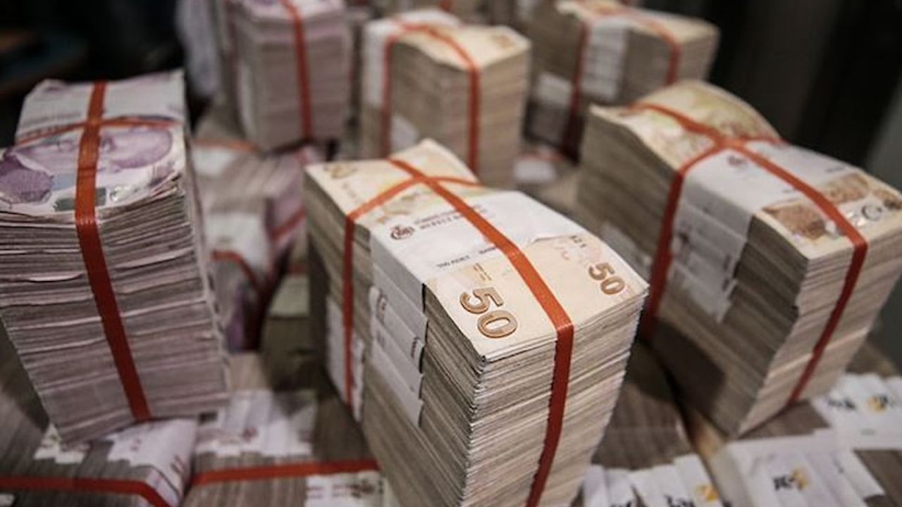 Bankalarda mevduat geriledi: Bir haftada 262 milyar liralık düşüş
